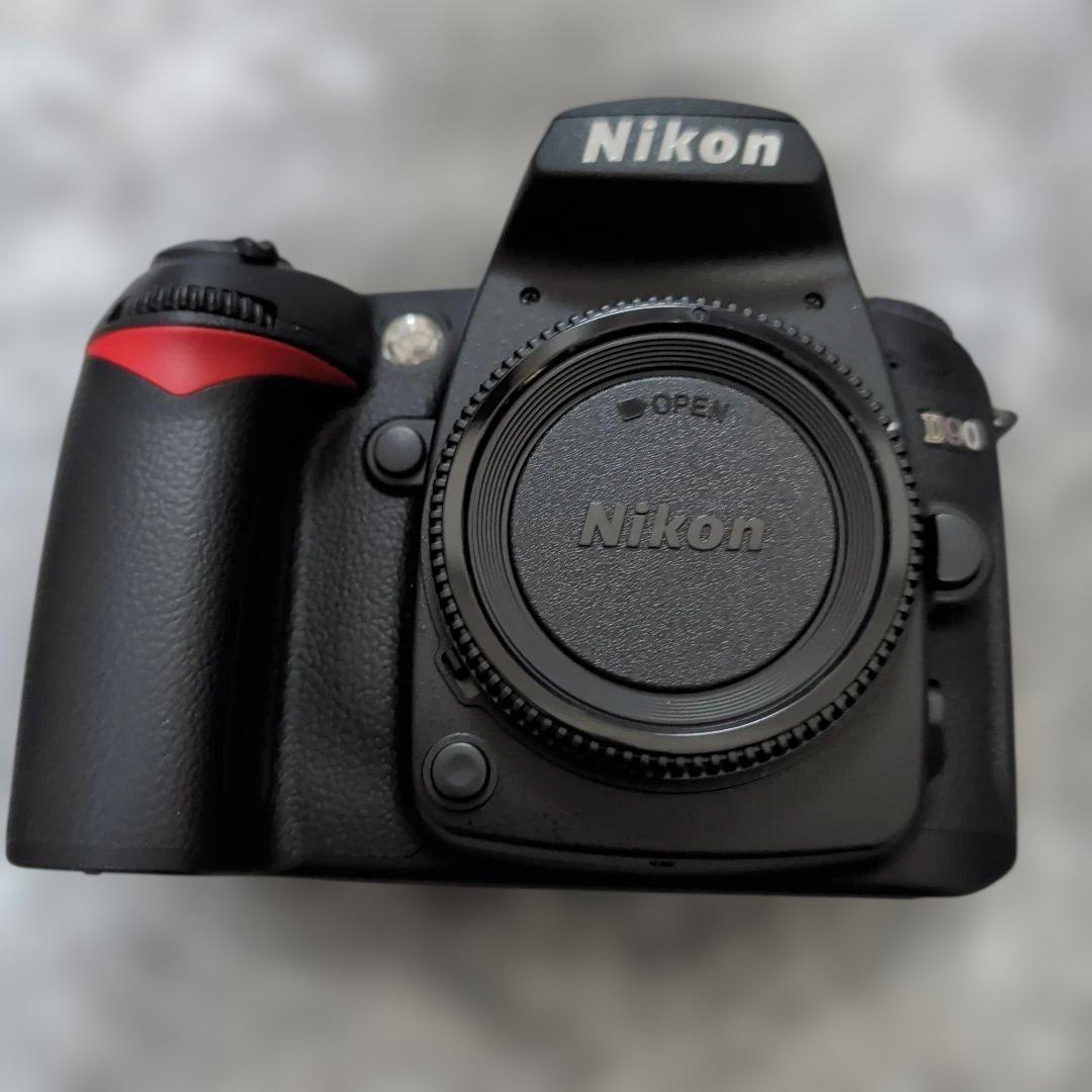 デジタルカメラ Nikon D90 18-105 VR Kit
