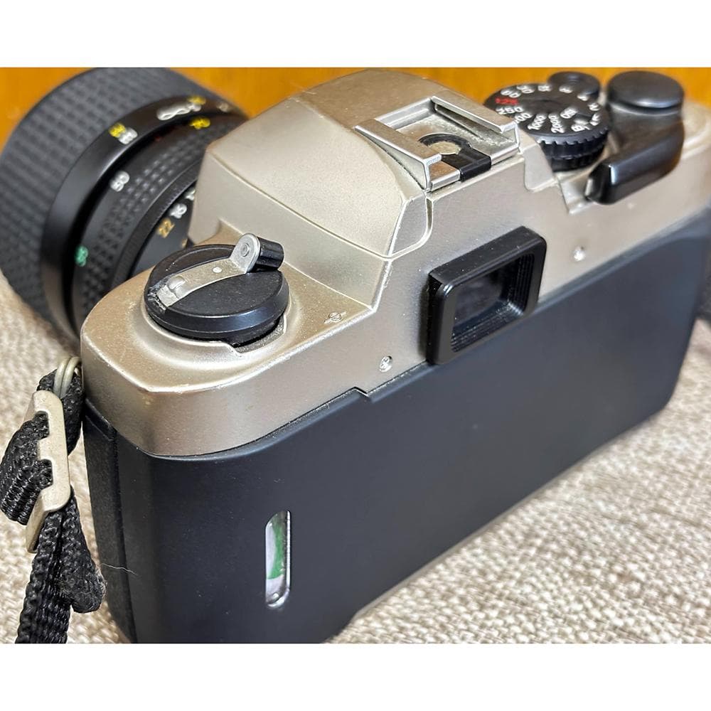 【美品】Nikon FM10 一眼レフ カメラセット レンズ付き フィルムタイプ