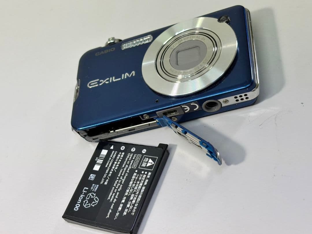 CASIO EXILM EX-S10 デジカメ