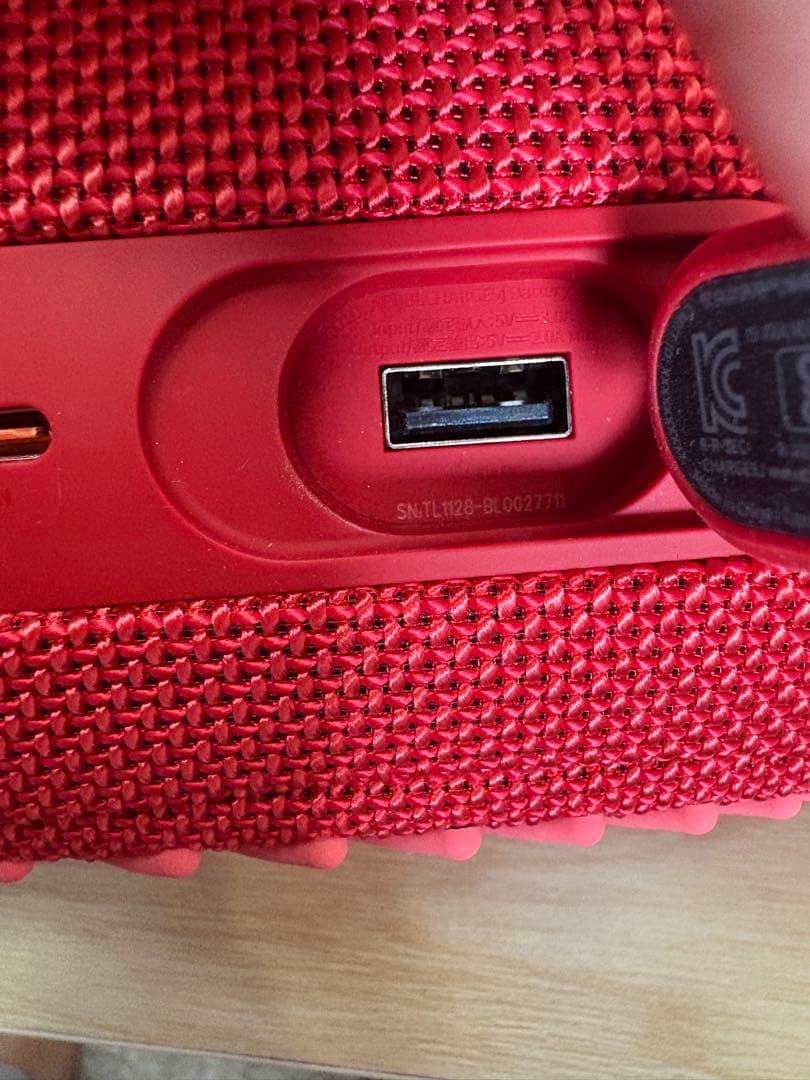 charge5 チャージ5 赤　JBL ワイヤレススピーカー