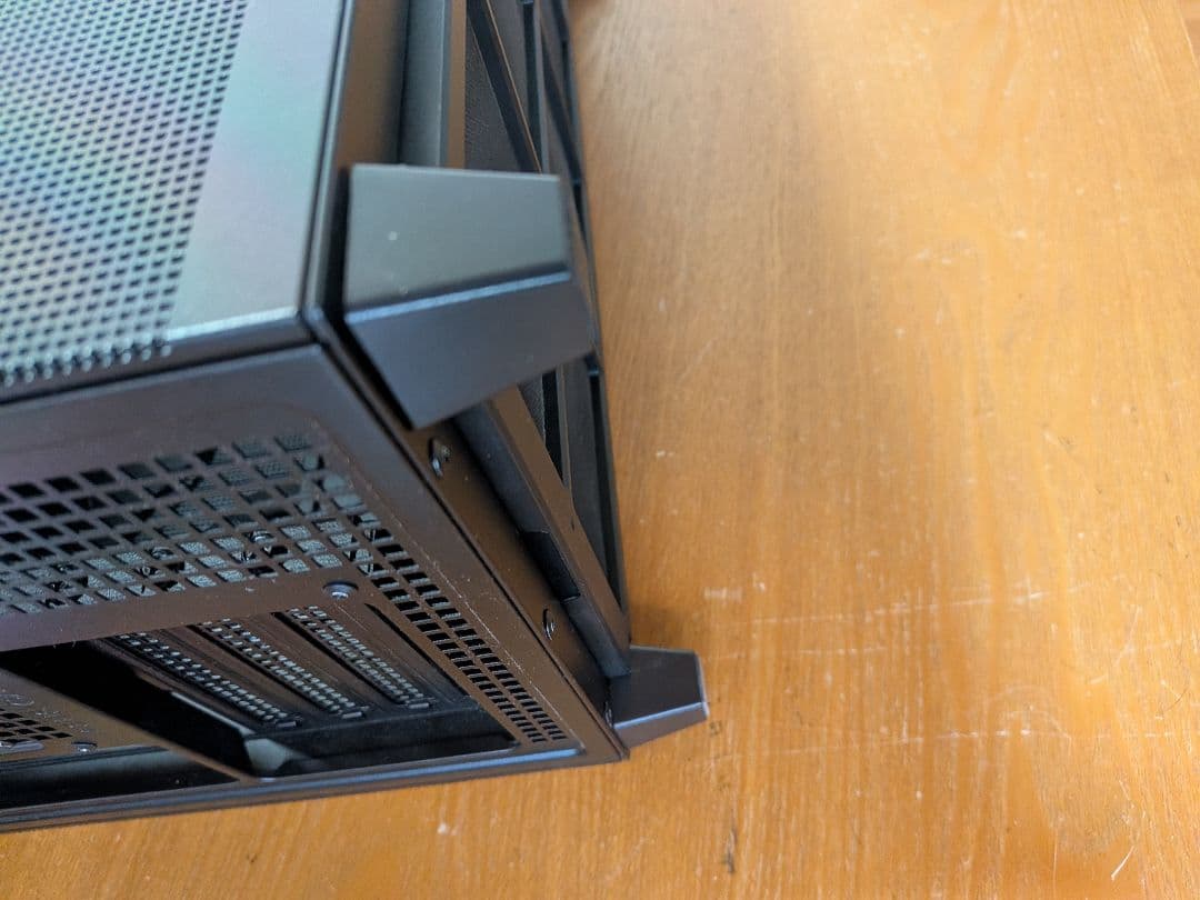 ASUS Prime AP201【ジャンク品】足折れ修理品箱無　ケースファン付き