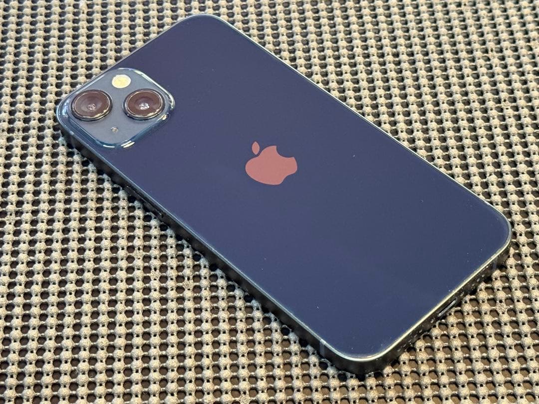 iPhone 13 128GB ミッドナイト SIMフリー バッテリー100%