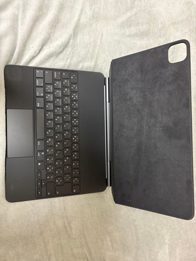 12.9インチMagic Keyboard