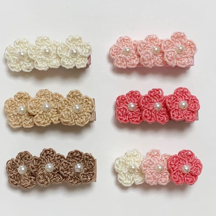 パール付きフラワー　ベビーキッズヘアクリップ　ヘアゴム　ヘアピン  ハンドメイド