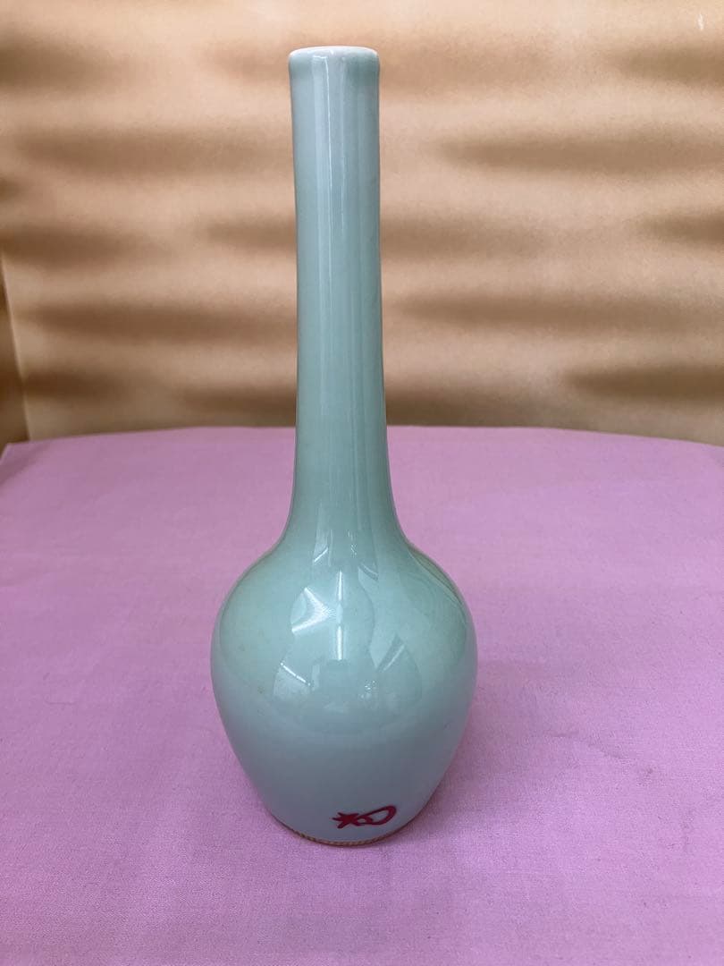 黒楽茶碗、絵唐津碗、青磁花入