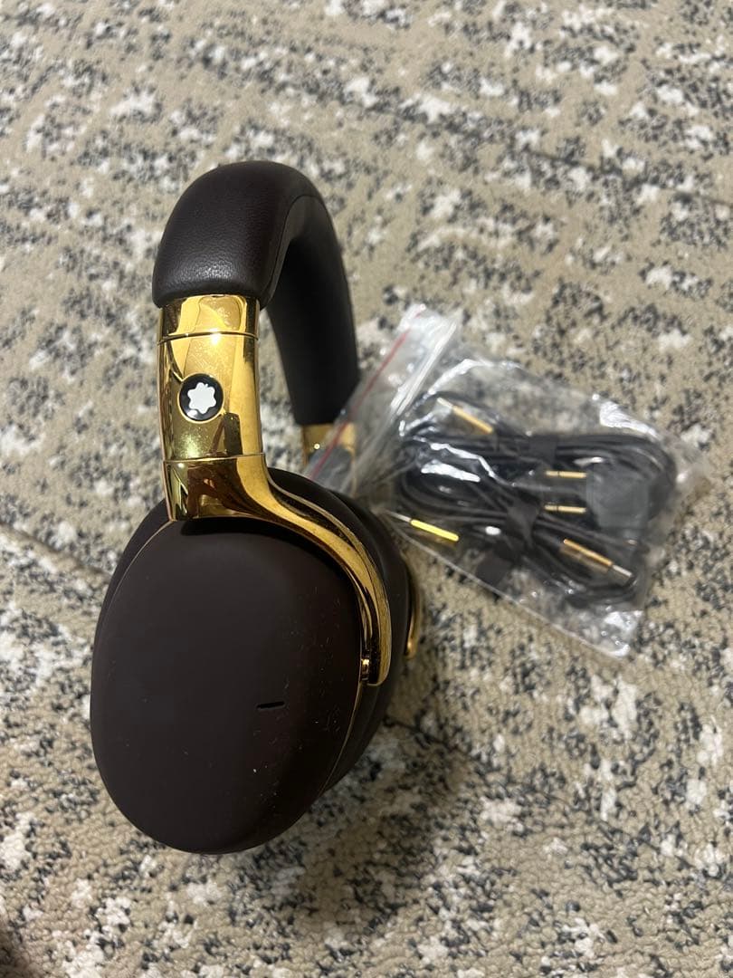 モンブラン MB 01 オーバーイヤーヘッドフォン　ブラウン　即購入