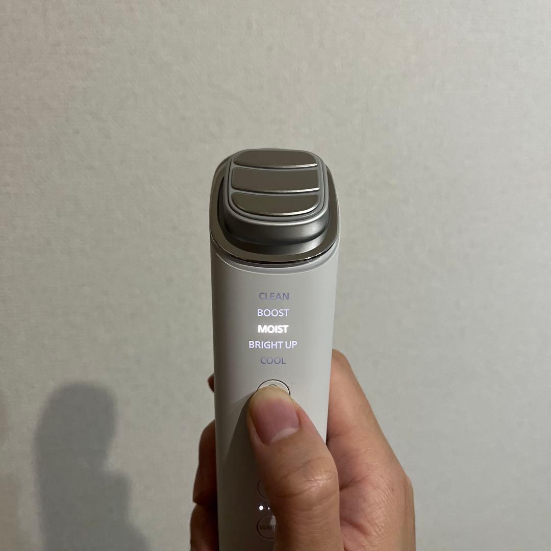 【美品】パナソニック イオンブースト EX EH-SS85-W イオン美顔器