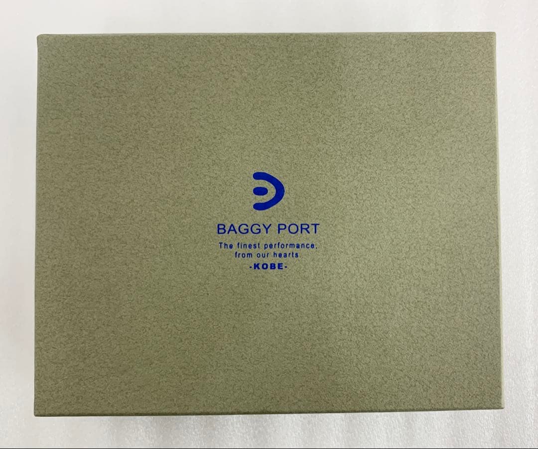 【M129】新品 BAGGY PORT YZS2415 GRN 二つ折り財布
