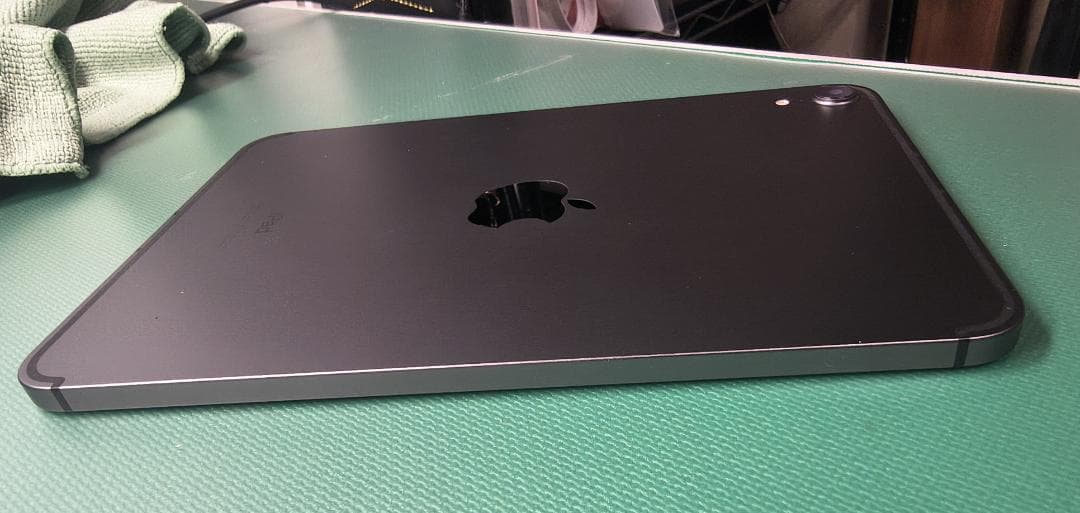 iPad mini 6 256GB セルラー (第6世代) スペースグレー
