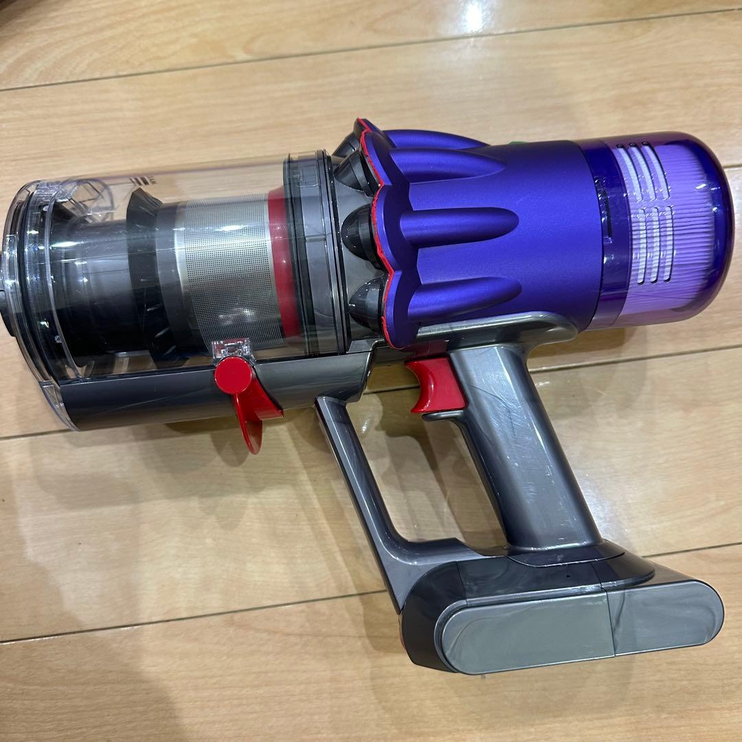 ① ほぼ未使用　ダイソン コードレス掃除機 SV18 FF PL PU