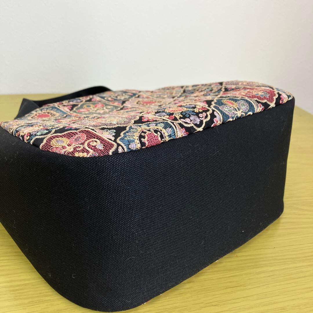 インド刺繍生地　帆布　トートバック　ファスナー　横マチ込37×縦23×マチ13㎝