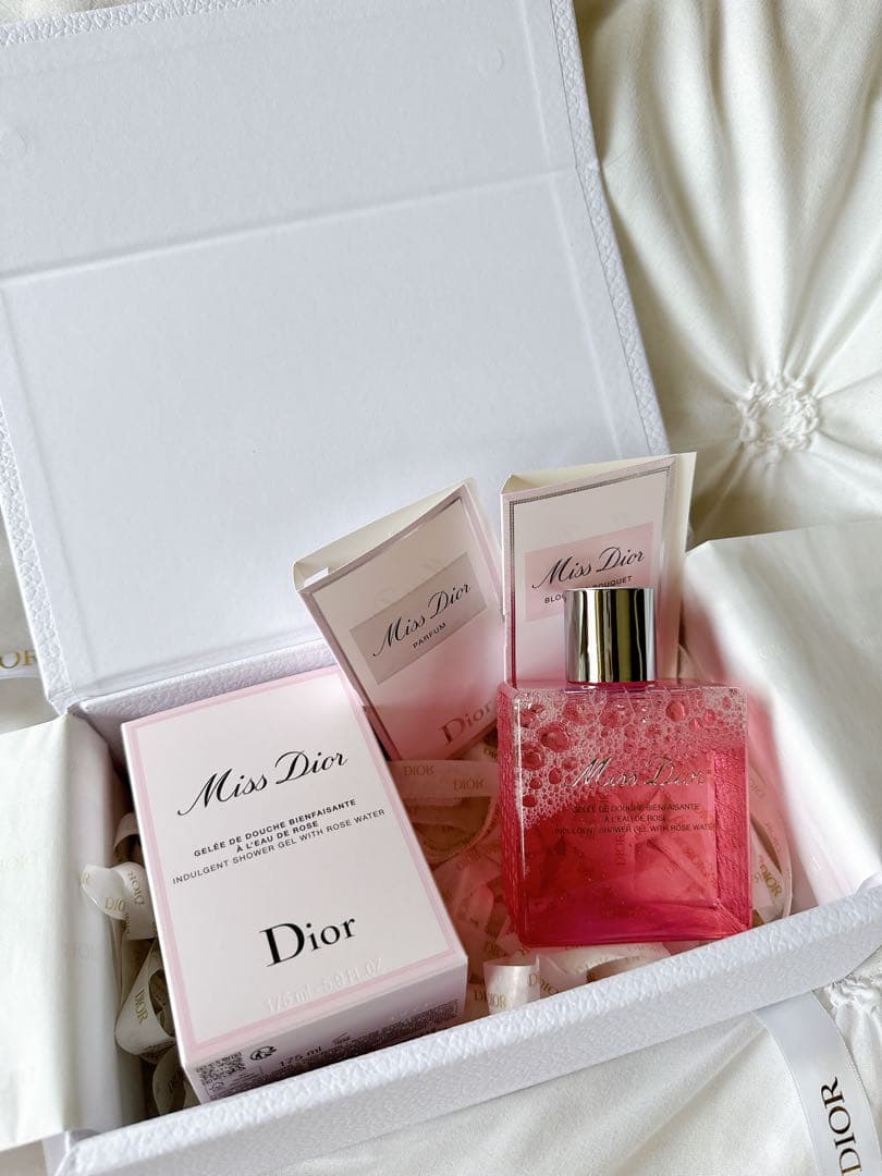 新品未使用！お得なDior Miss Dior ギフトボックス