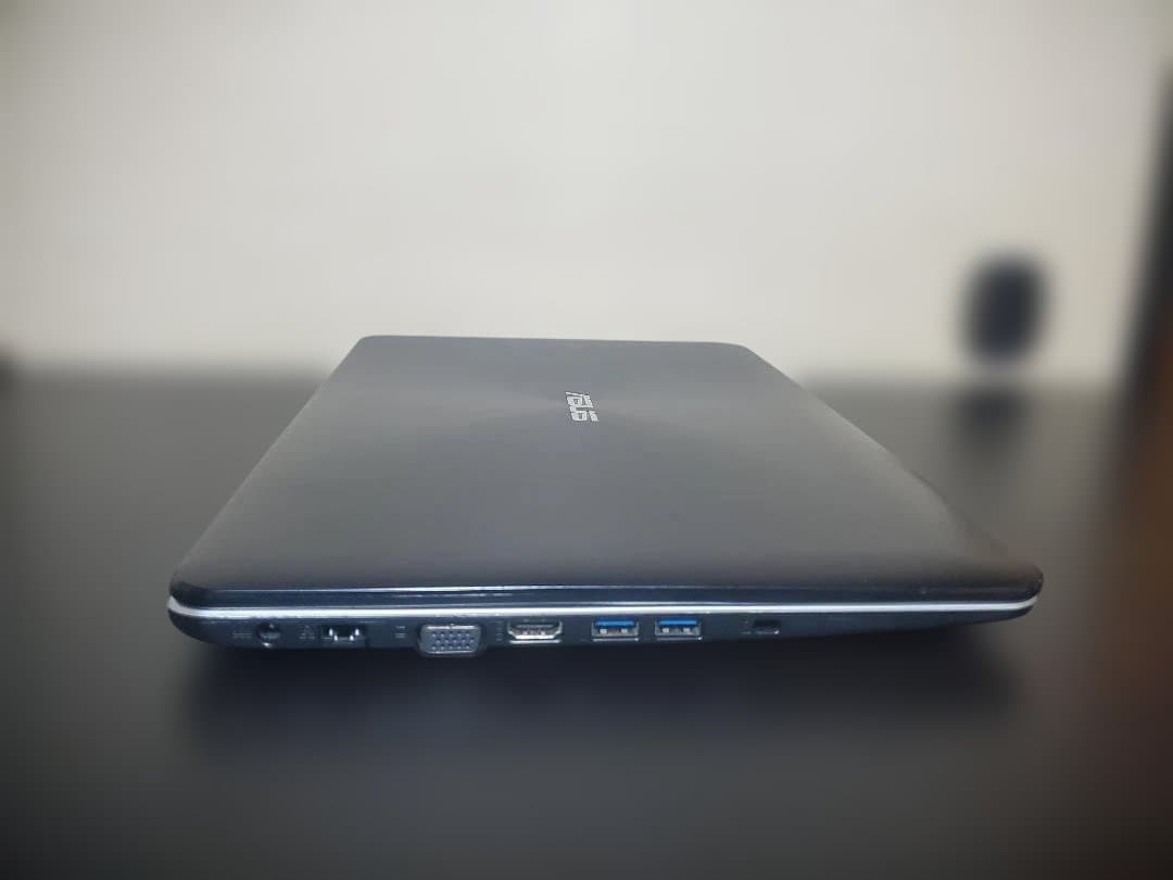 ASUS ノートPC スリム ブラック