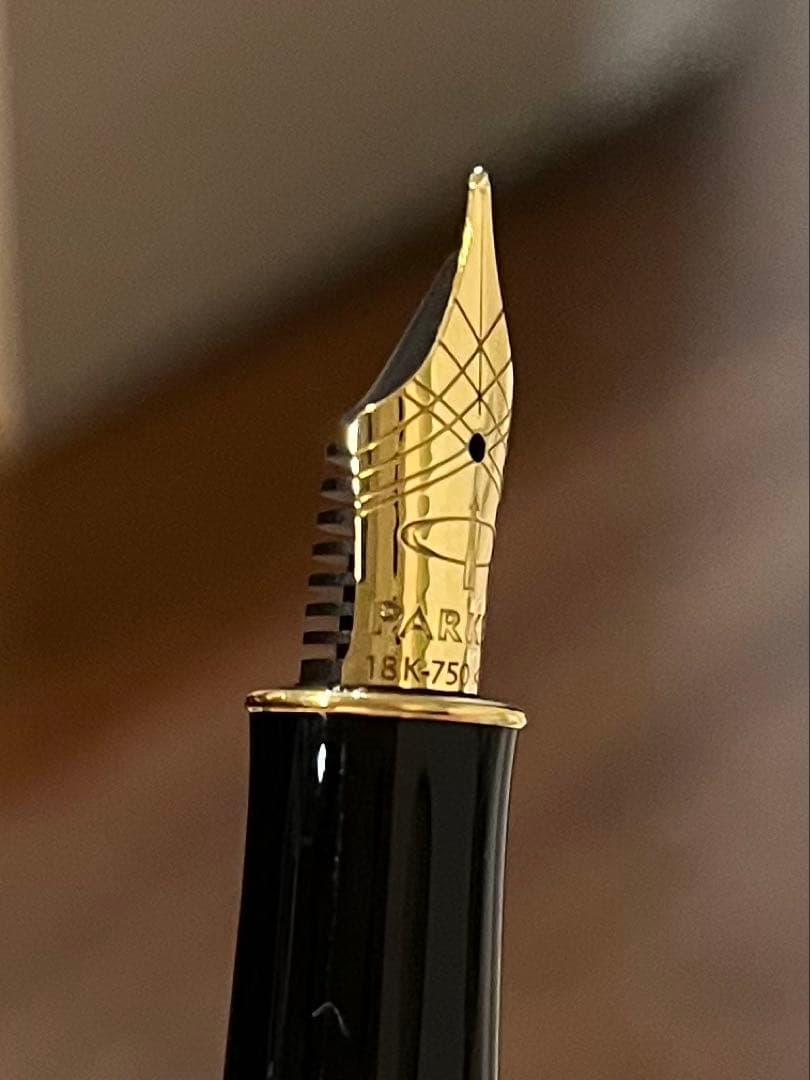 Parker パーカー　万年筆 黒　18k750 インクカードリッジ付