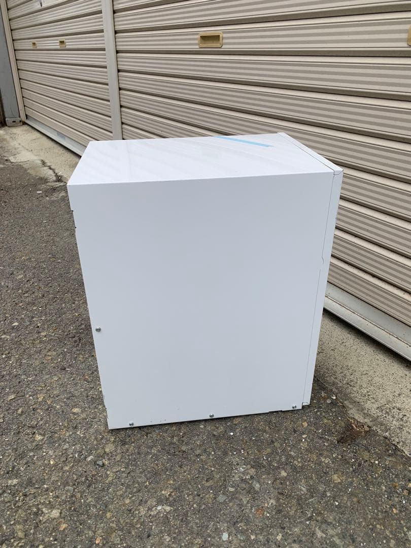 TOTO コンパクト生活家電 ホワイト　給湯器