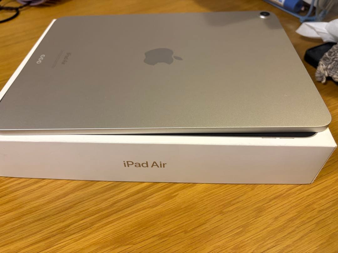 iPad Air M2 128GB (スターライト)未使用