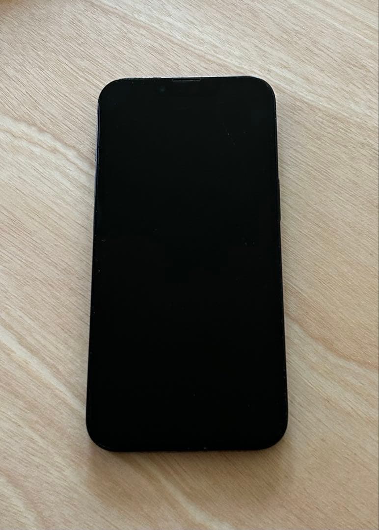 iPhone 13 (128GB)SIMフリー（※傷あり・バッテリー消耗あり）