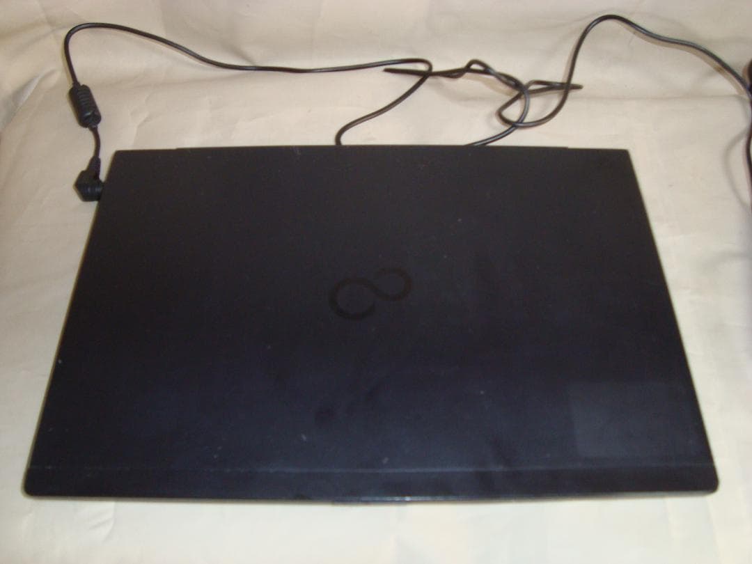 富士通、U938/S、CELー3965U、128GB/8GB、WIN11