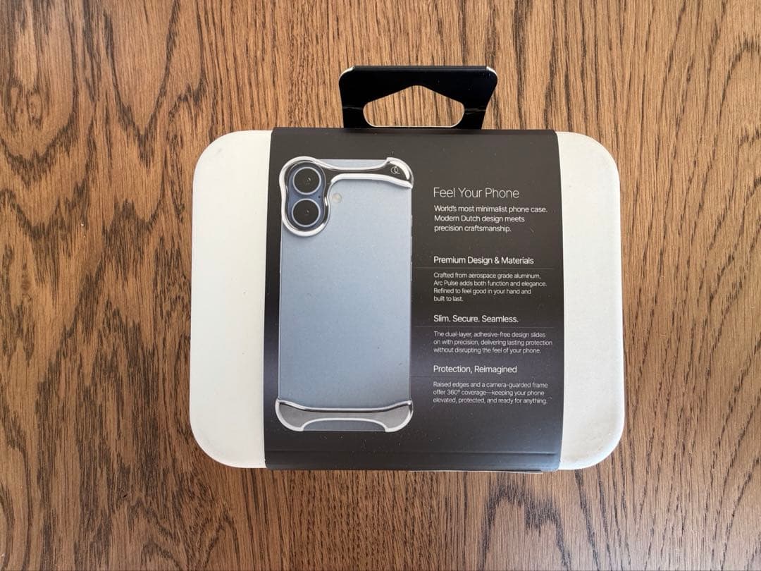 Arc Pulse iPhone17 バンパーケース