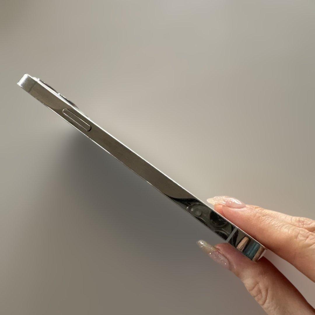 iPhone 12 pro 256GB シルバー　SIMフリー
