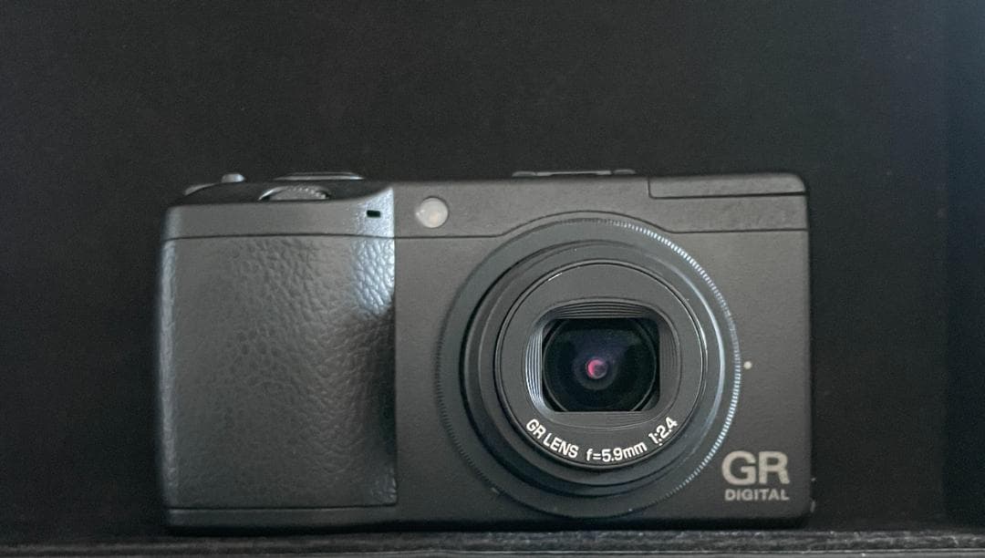 RICOH GR DIGITAL II 2　本体と付属品