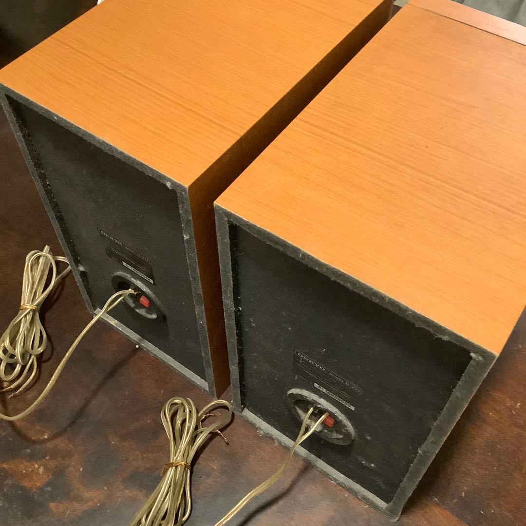 【中古品】ONKYOスピーカー　D-V77
