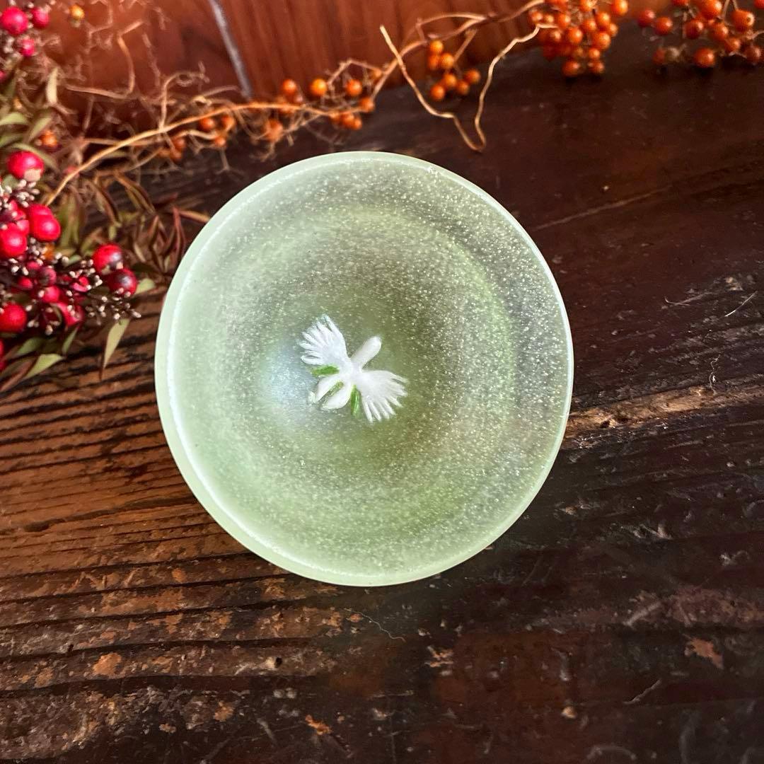 骨董　作家物　パート.ド.ヴェール　鷺草モチーフ　若草色　酒器　盃　猪口