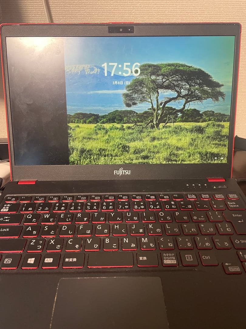 FMV LIFEBOOK UH75/B3 富士通 ノートパソコン ジャンク 軽量