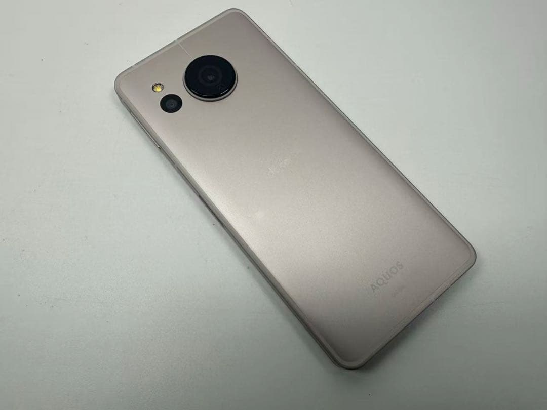 Aquos sense8 docomo 128GB ライトカッパー