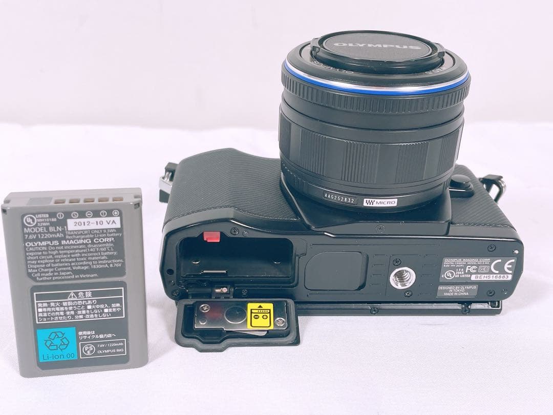 【良品】 OLYMPUS オリンパス OM-D E-M5