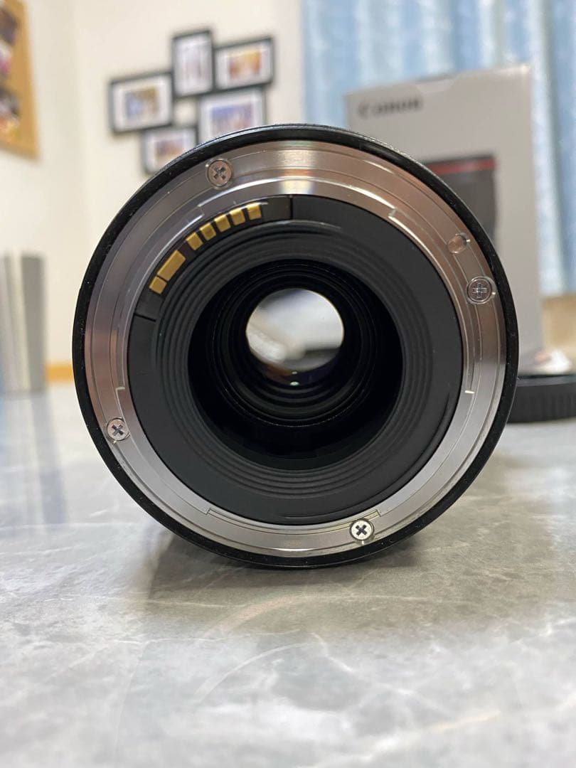 Canon EF 16-35mm f/4L IS USM レンズ