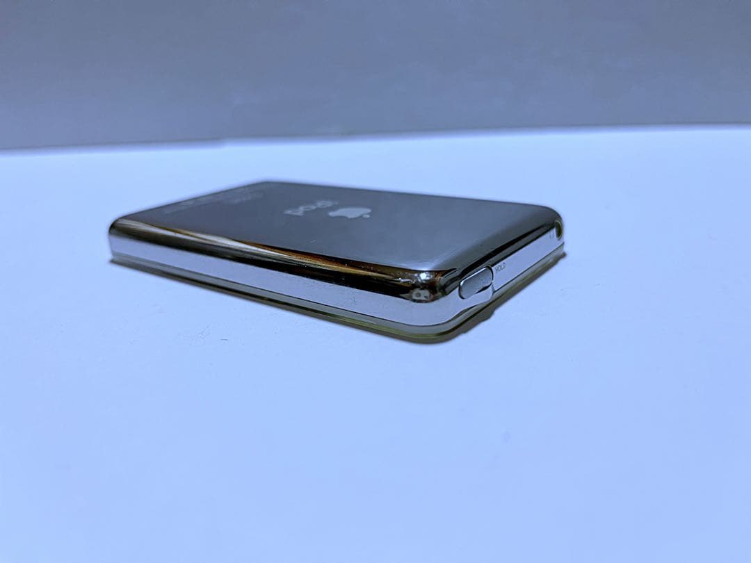 iPod classic 30GB 第5世代 A1136 ホワイト アイポッド