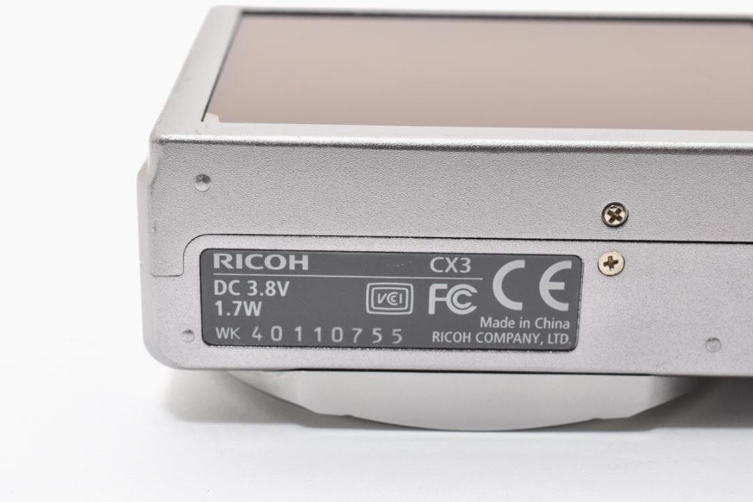 《 美品 》　リコー　RICOH CX3 シルバー/ピンク　＜動作確認済み＞