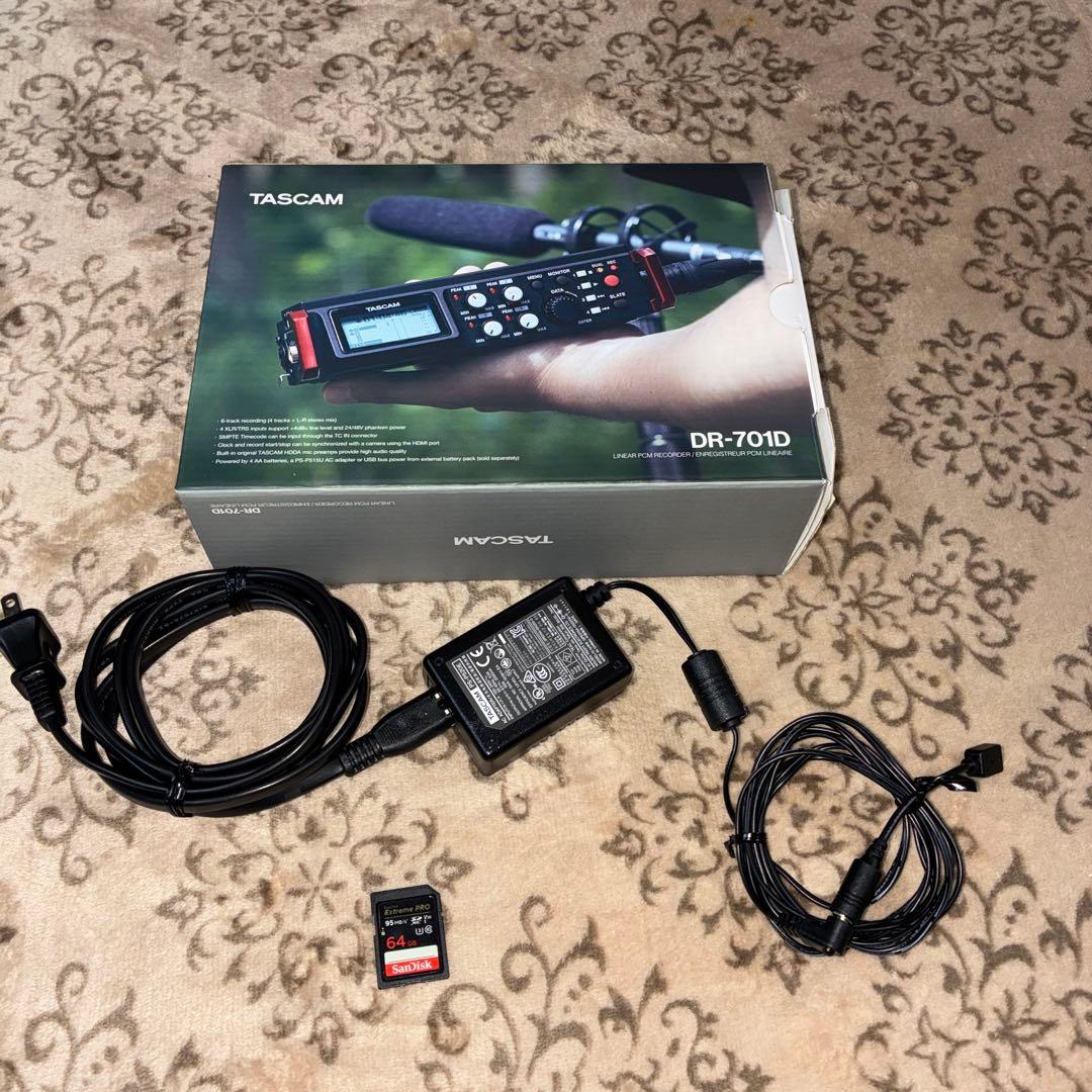 希少！美品　SDカード付き　TASCAM DR-701D フルセット！