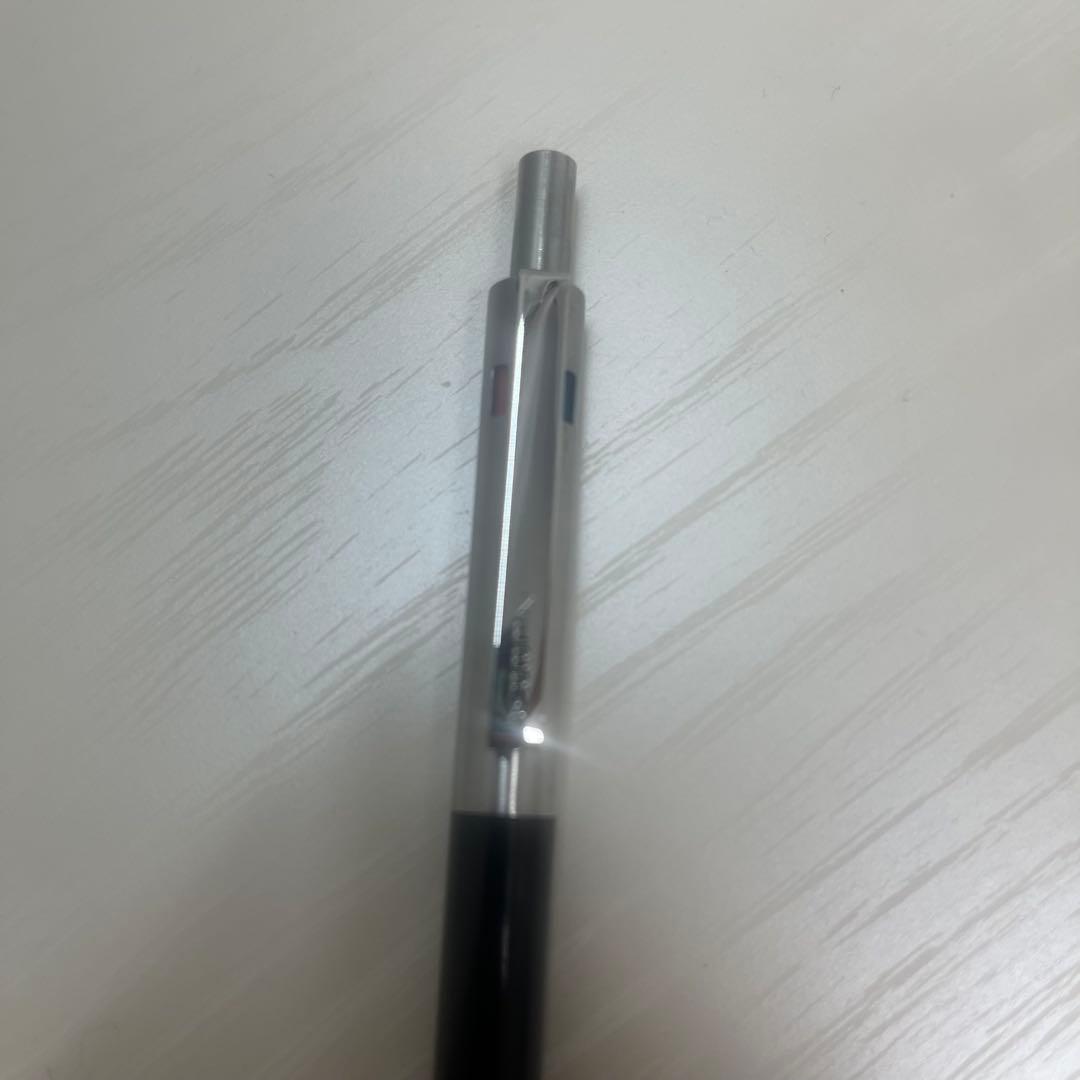 zebra 振り子式4色ボールペン 廃番