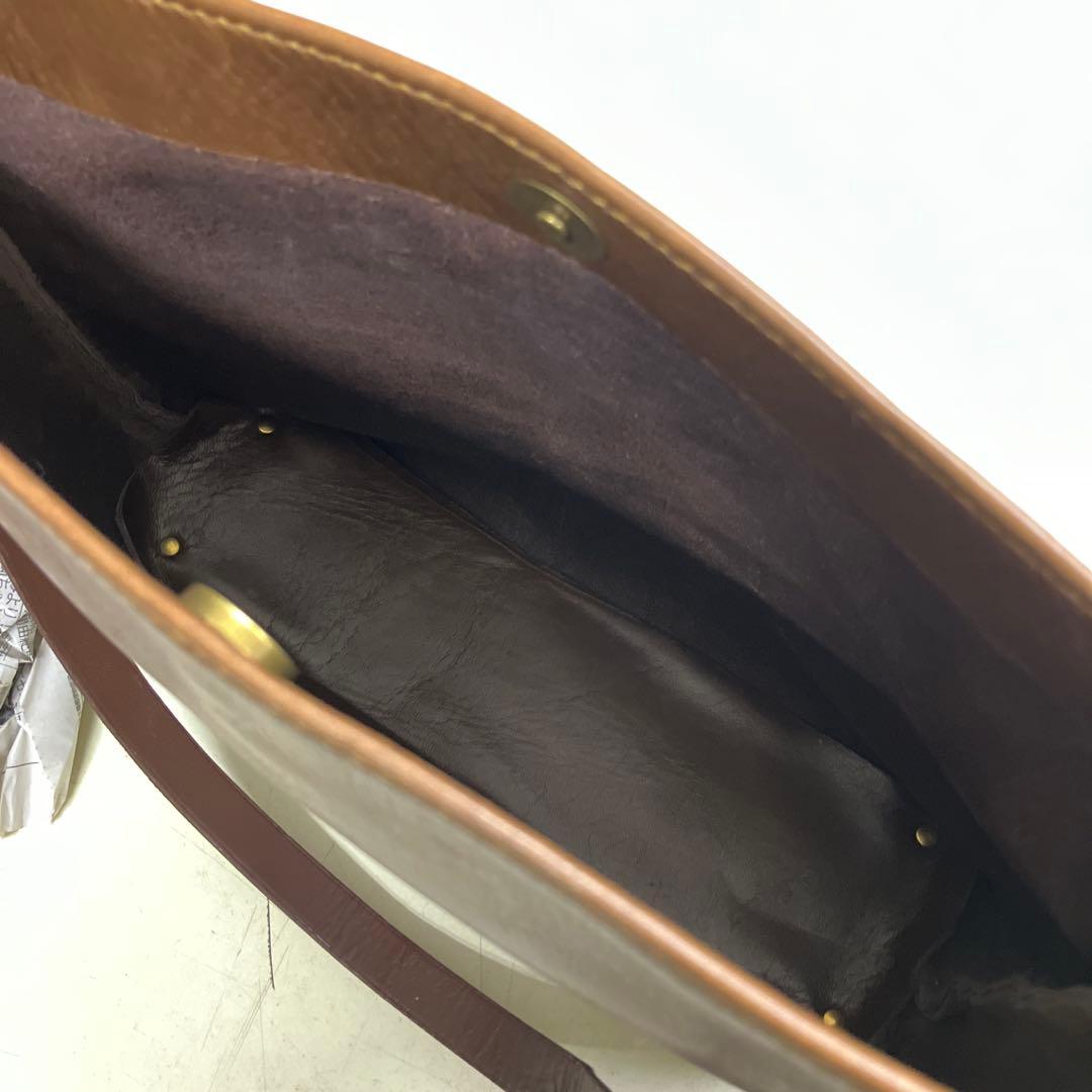 革鞄　　肩掛け鞄　カバン　ハンドメイド