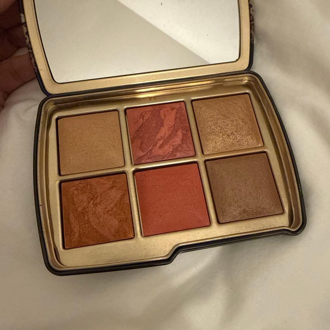 Hourglass フェイスパレット