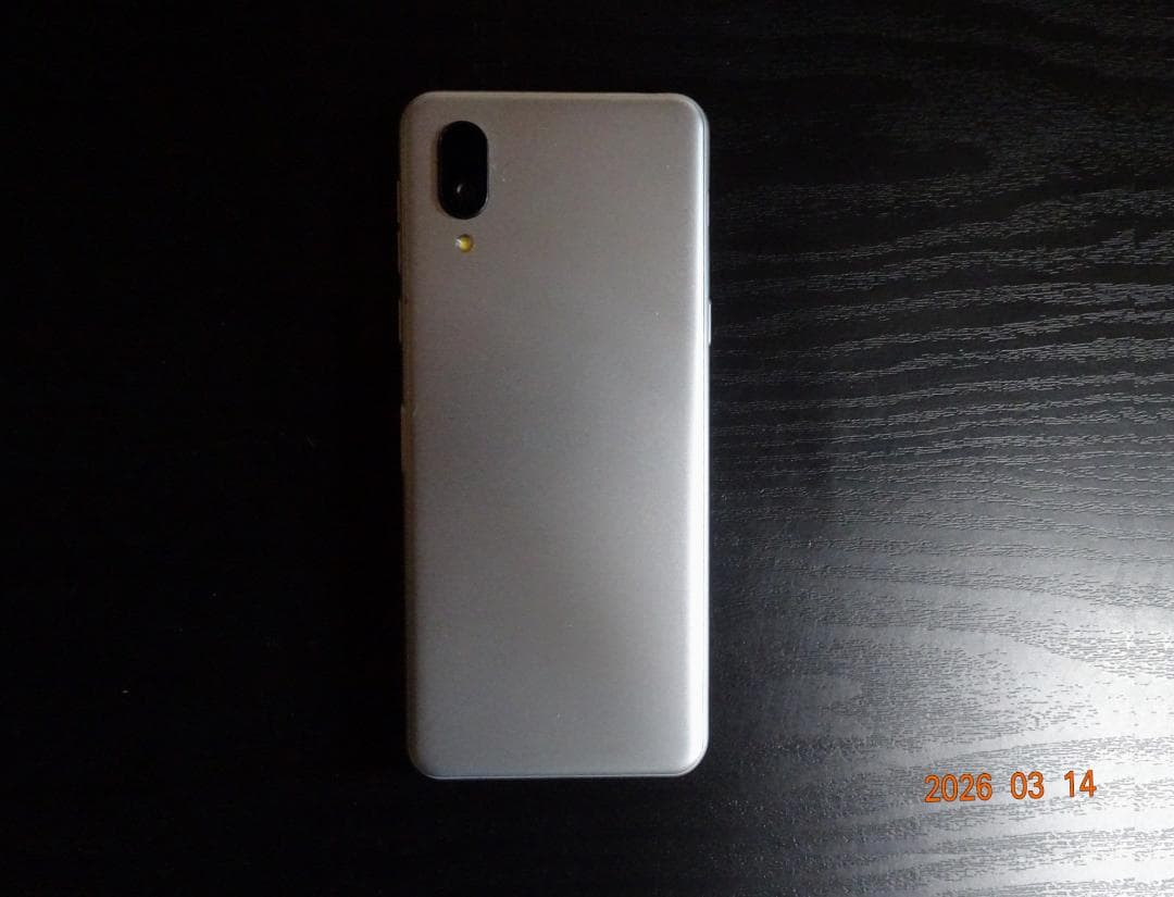 美品 AQUSIO BASIO active2 SHG12 シルバー　取説あり