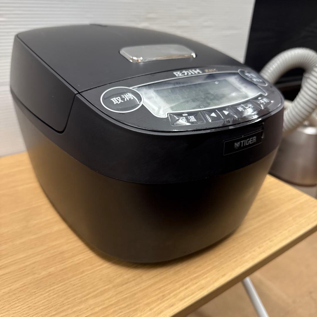 Tiger 圧力IHジャー炊飯器 JPV-A100 2022年製