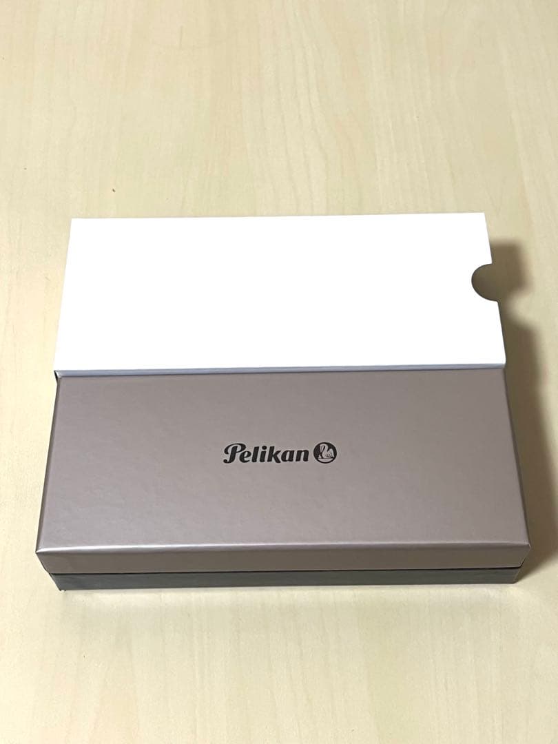 ペリカン ローラーボール R600 レッド