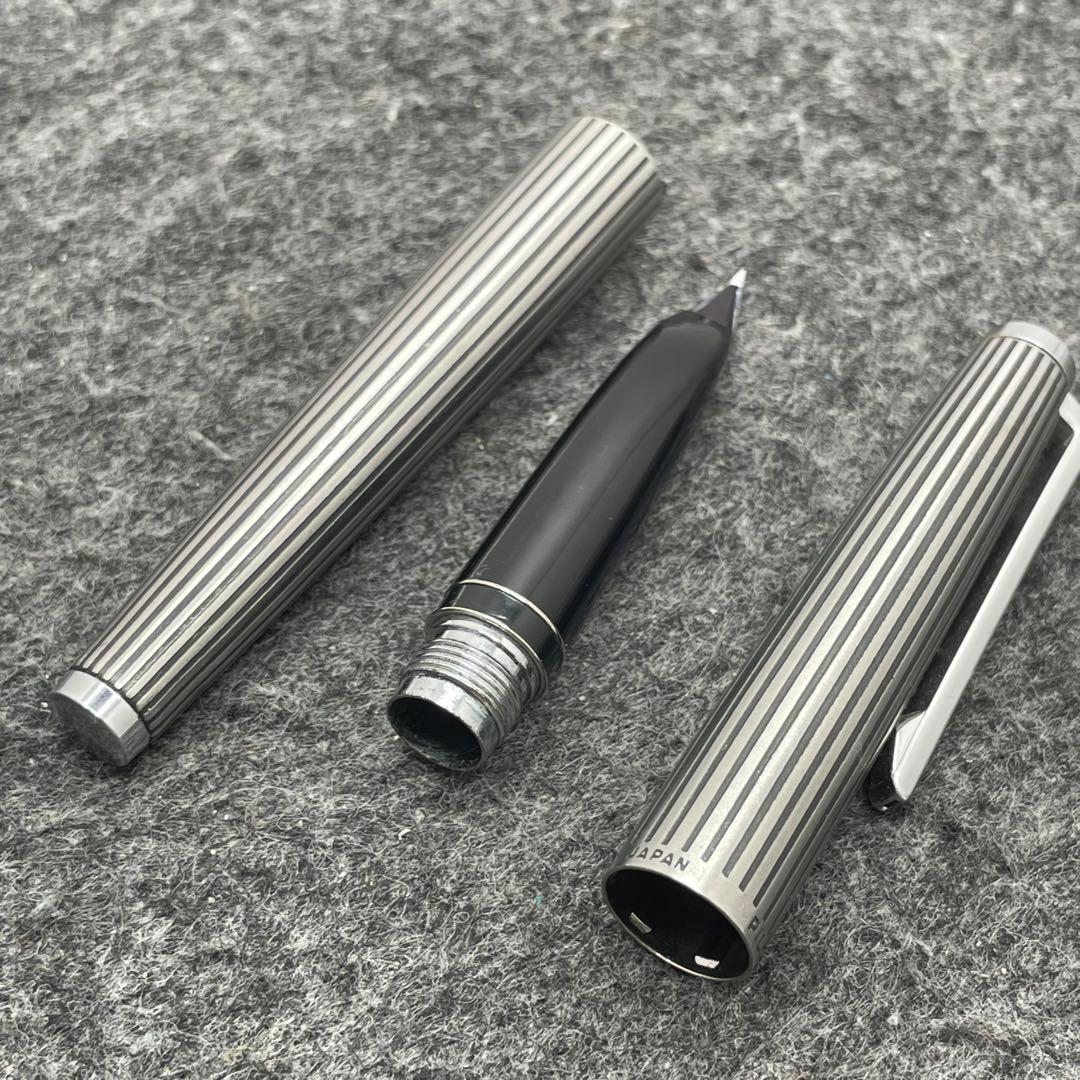 PE615□PILOT カスタム 万年筆 18K F ストライプ 蝕刻