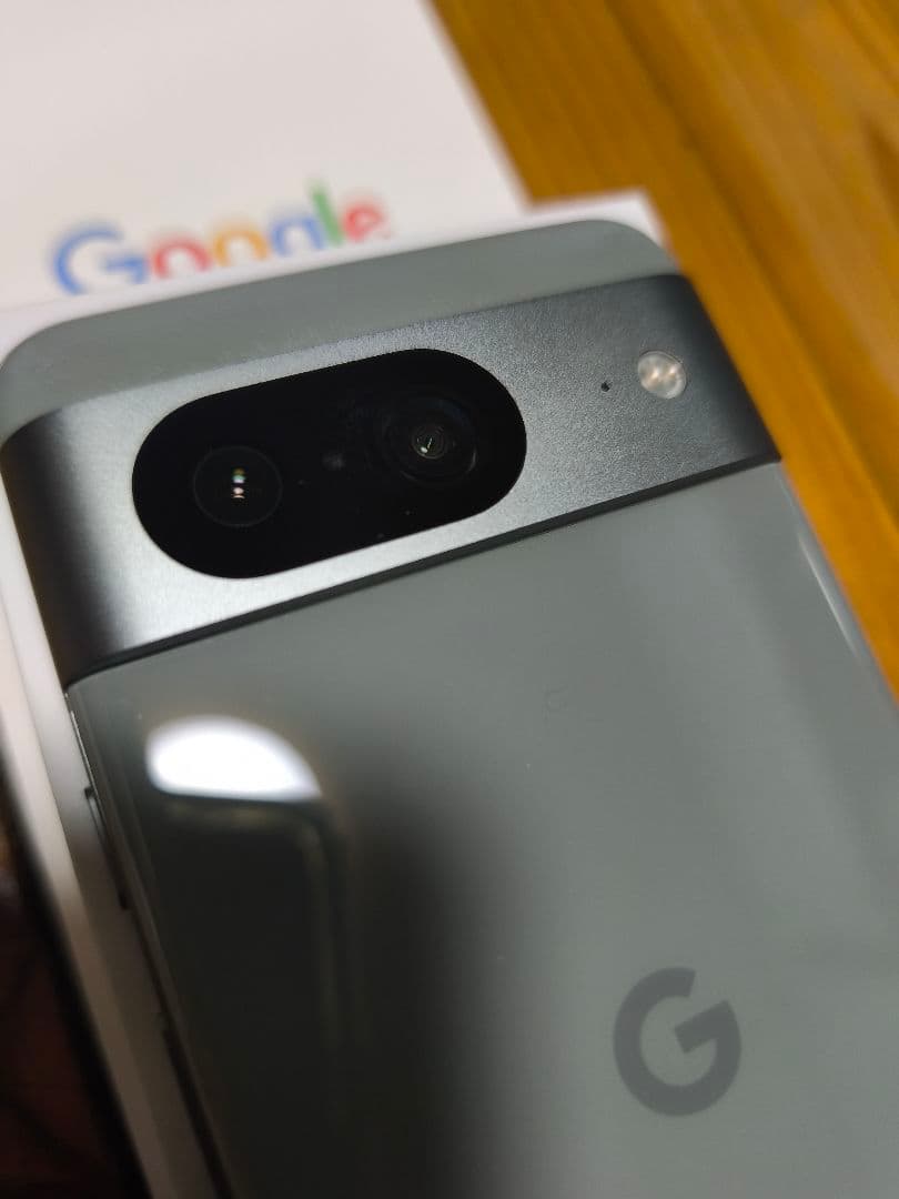 Google Pixel8 画面新品 spigenケース付き