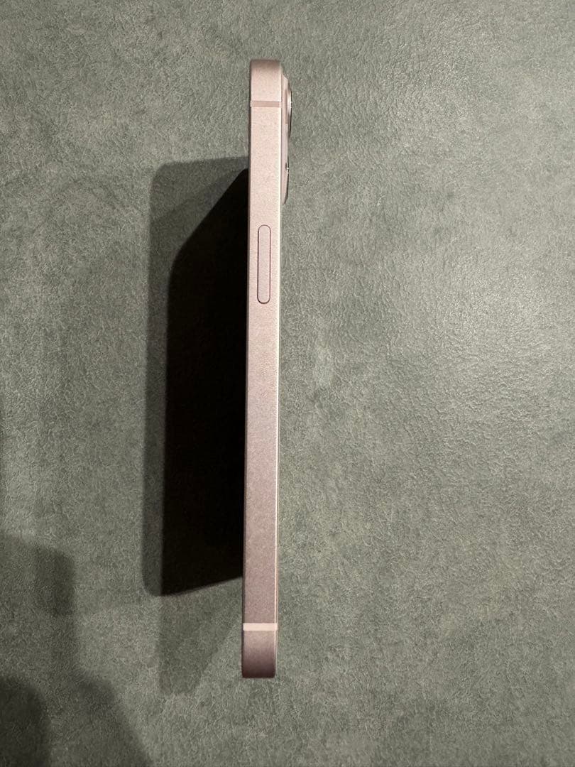 iPhone 13 256GBスターライト本体のみ