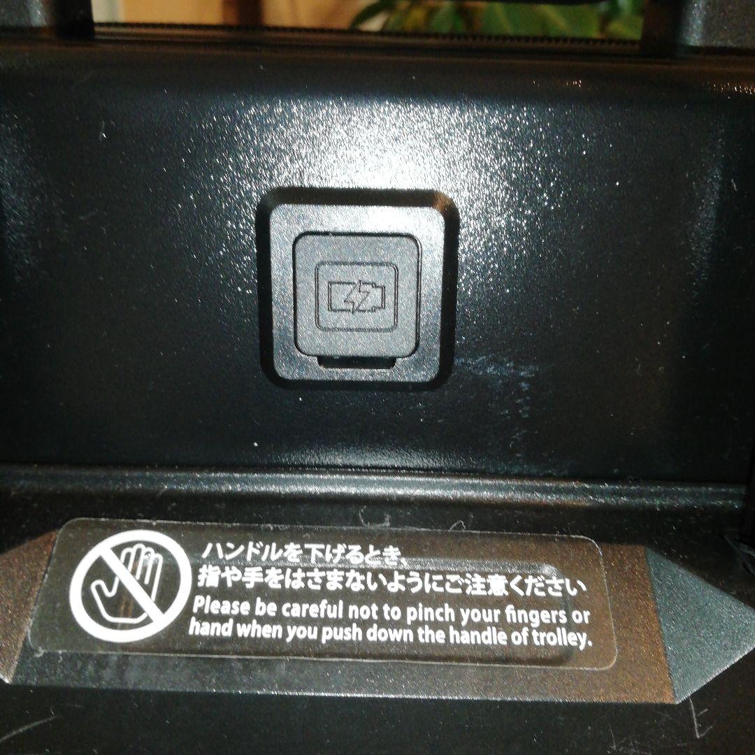 ブラック 黒 新品未使用品 美品 旅行用 キャリーケース 　スーツケース