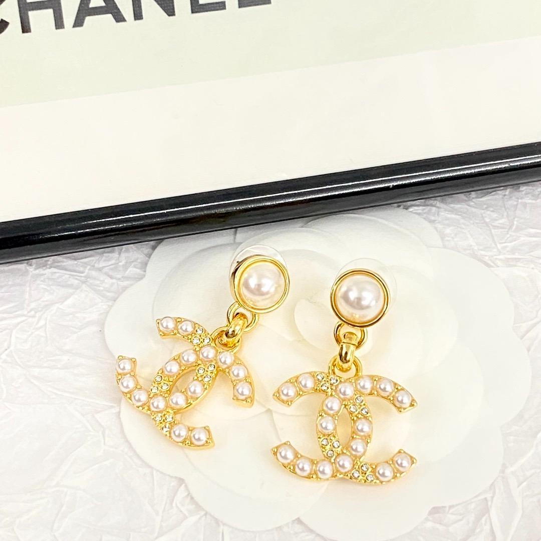 手元に在庫あり★国内完売品シルバー CC ロゴピアス
