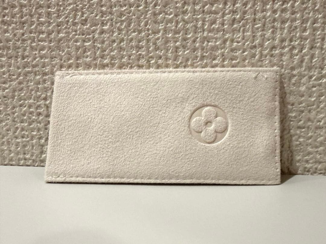 【内箱・同モデルの保存袋つき】ルイ・ヴィトン リップスティック ケース　LV