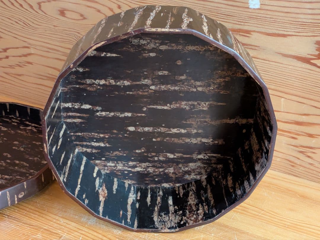 秋田角館樺細工　茶櫃16角　直径30cm　菖蒲模様茶道具入れ