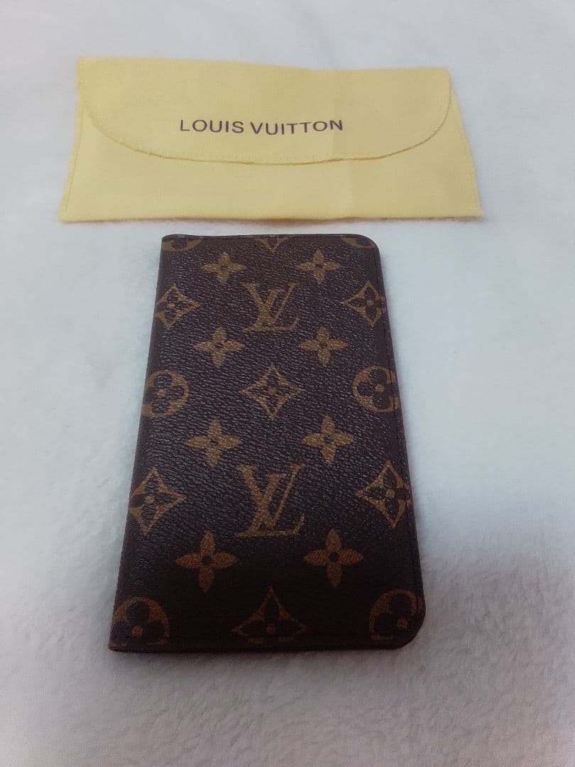Louis Vuitton モノグラムレザースマホケース