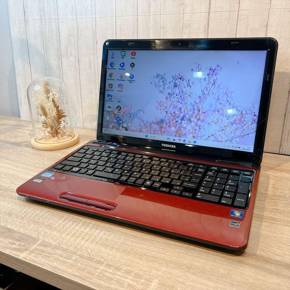 ✨決算セール✨東芝ノートPC 第2世代i7 SSD128GB HN697