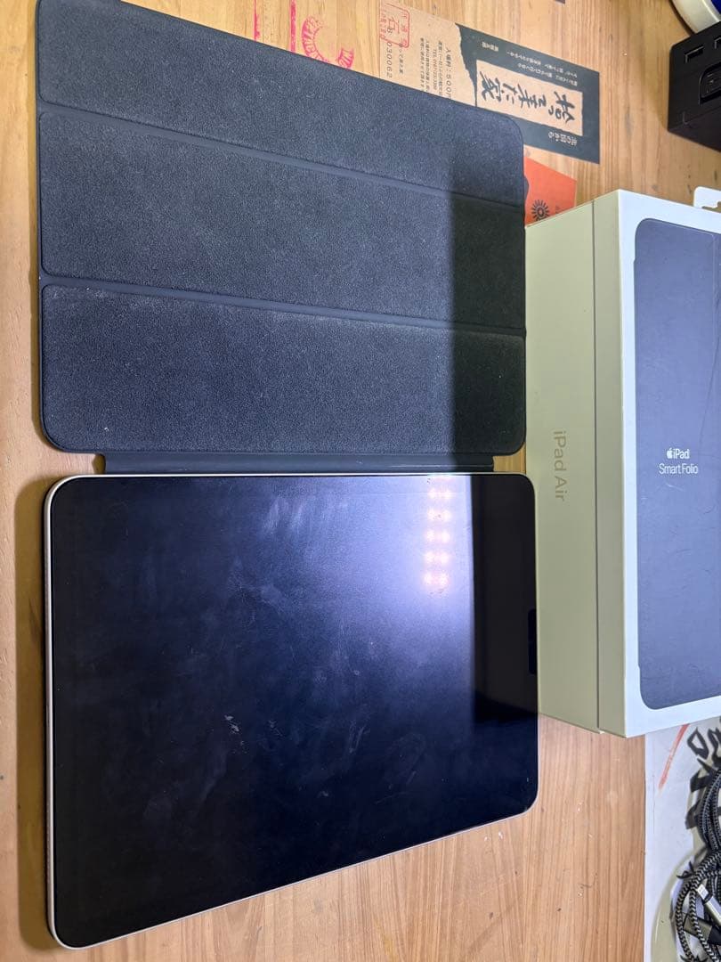 【美品】iPad Air5+純正smart folio